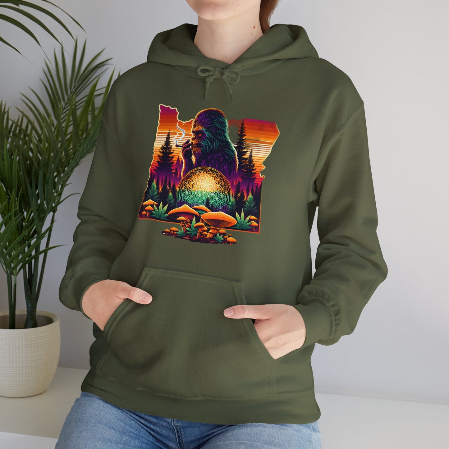 Oregon Bigfoot Sunset Smoke - Unisex Heavy Blend™ Hooded Sweatshirt