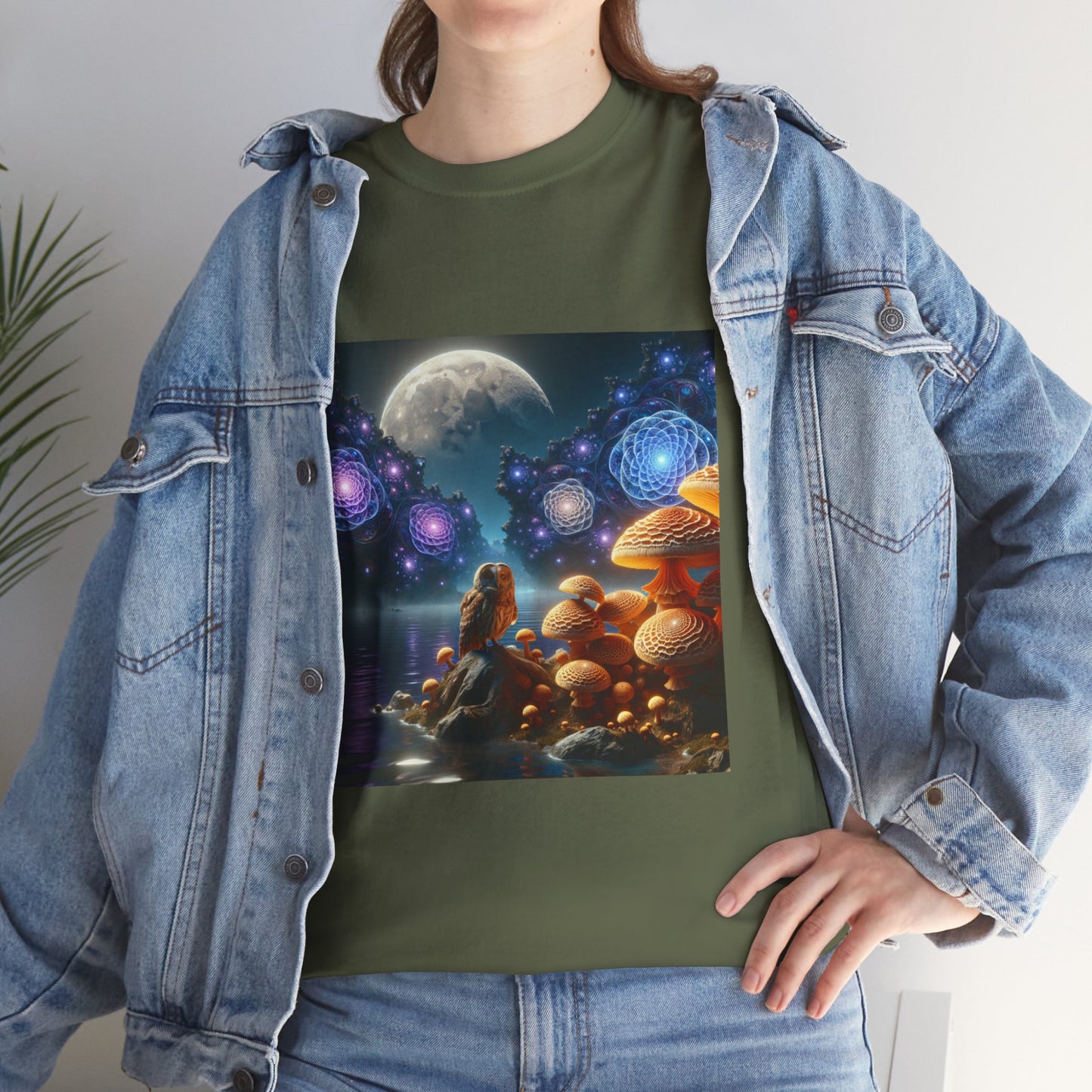 Moonlit Mushrooms / Unisex Heavy Cotton Tee